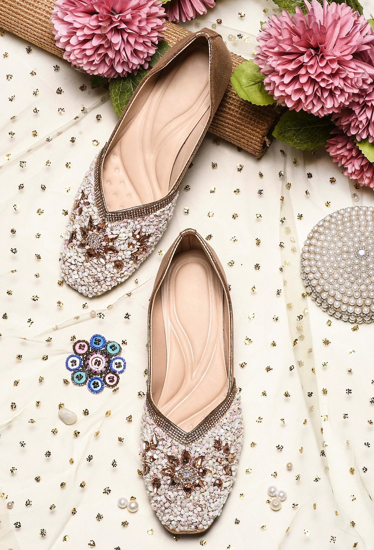 TRYME Floral Motfi Festive Stone Beaded Juttis For Women & Girl