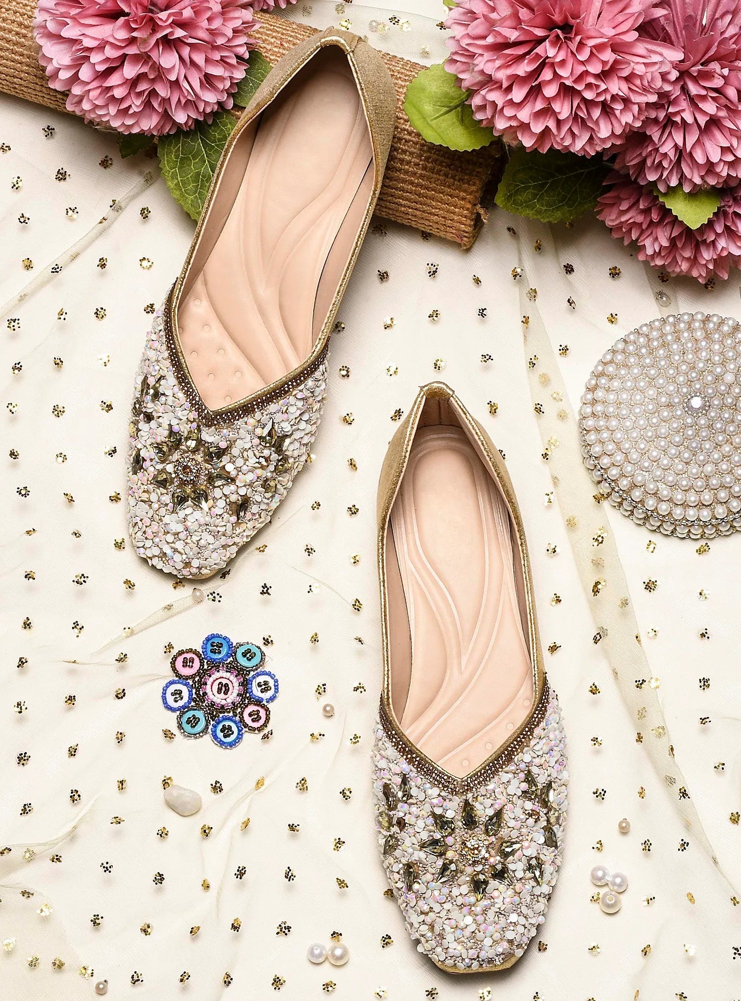 TRYME Floral Motfi Festive Stone Beaded Juttis For Women & Girl