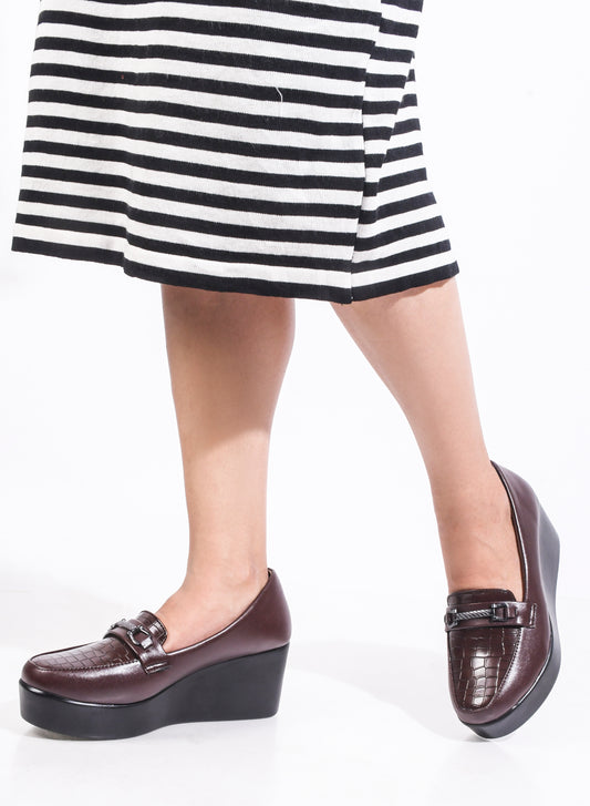 Classic Croc-Textured Office Wear Wedge Loafers