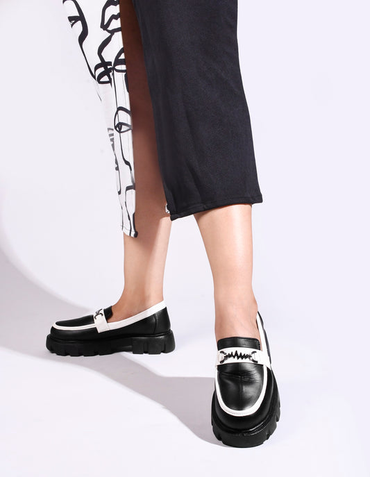 Modern Link Casual Loafers