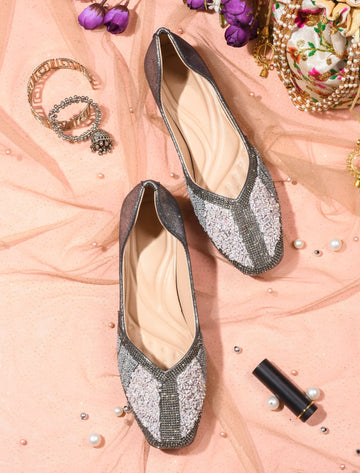 TRYME Festive Square Toe Embellished Stone Women's Juttis