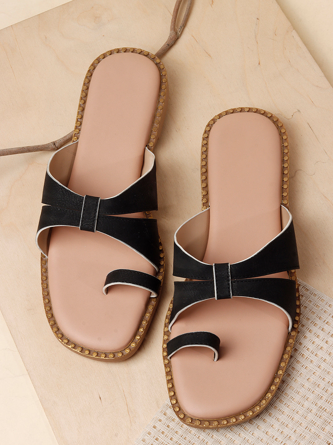 everyday Toe Ring Flat Sandals