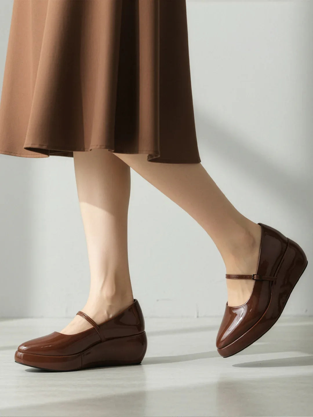 Rounded Toe Platform Mary Jane Shoes