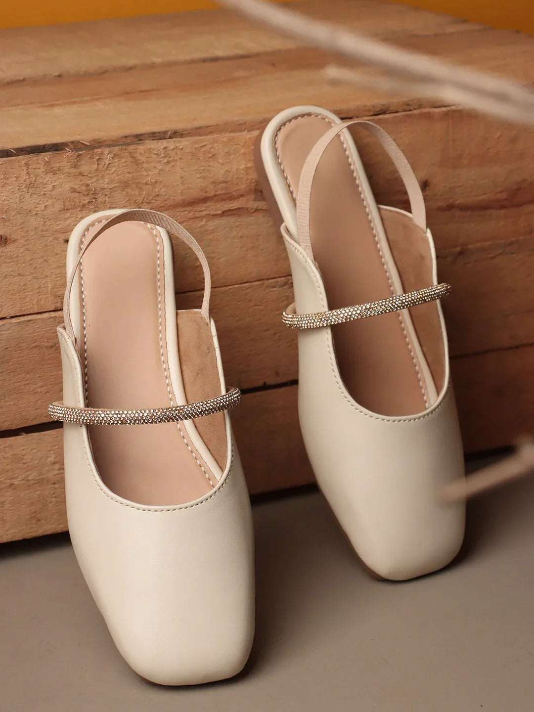 Chic Black Slip-On Slingback Mules