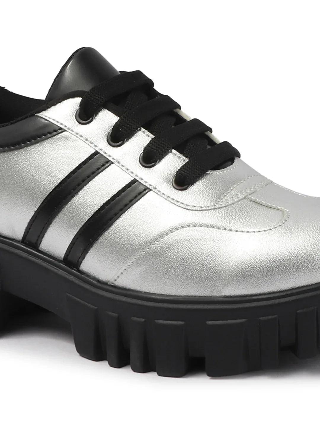 Street Rover Lace-Up Shoes