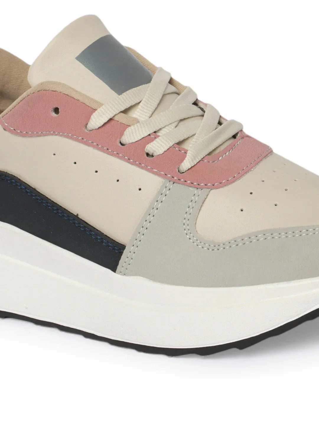 Modern Pace Lace-Up Sneakers