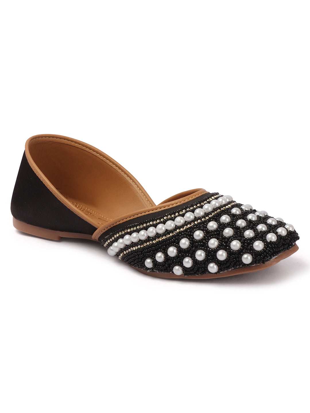 Pearl Embellished Ethnic Mojris bellies