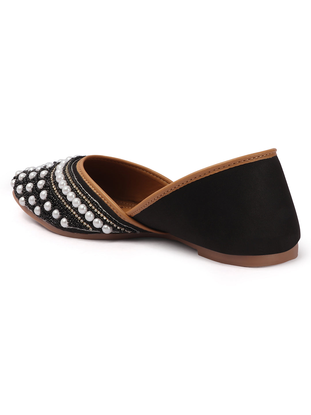 Pearl Embellished Ethnic Mojris bellies