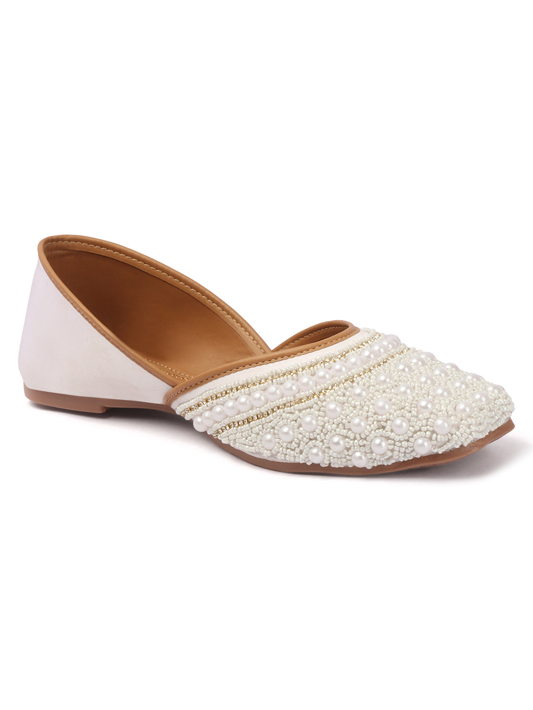 Pearl Embellished Ethnic Mojris bellies