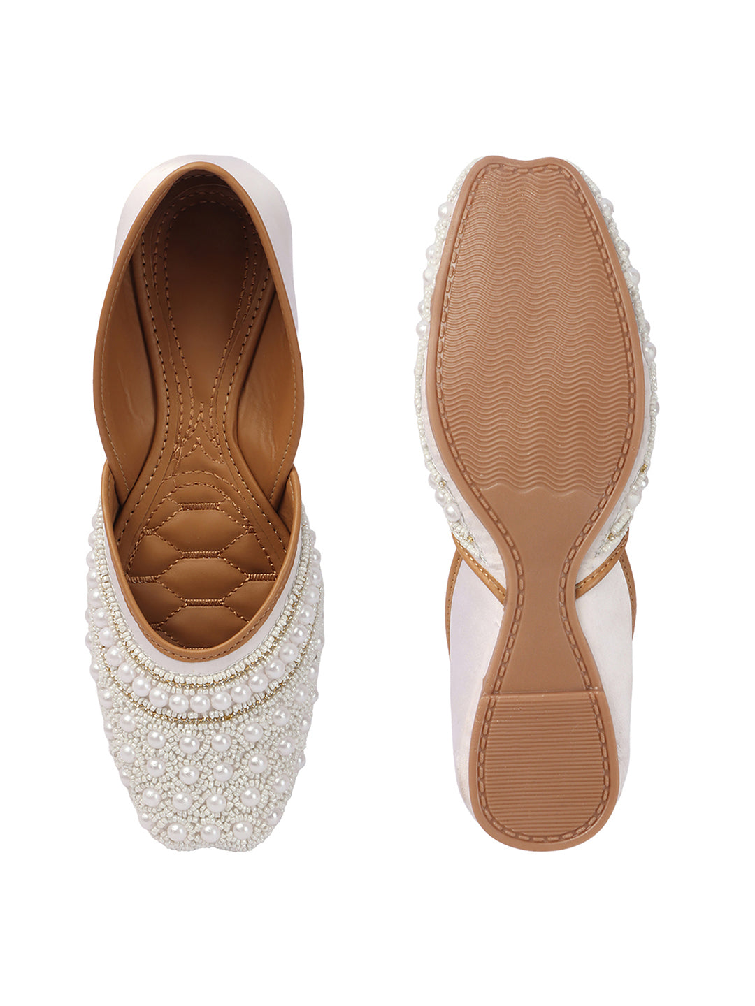 Pearl Embellished Ethnic Mojris bellies