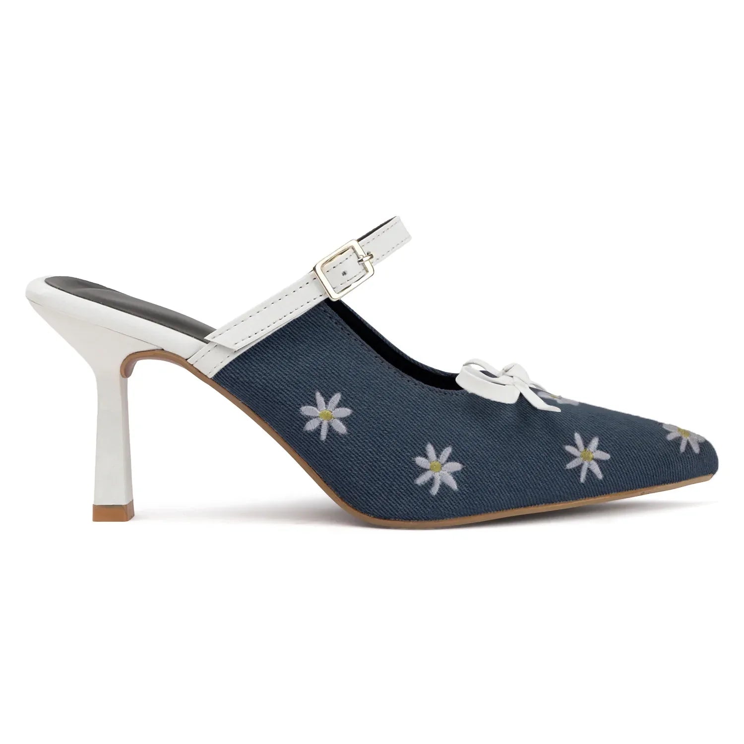 Fashion Heels with Buckle Strap and Pointed Toe Design