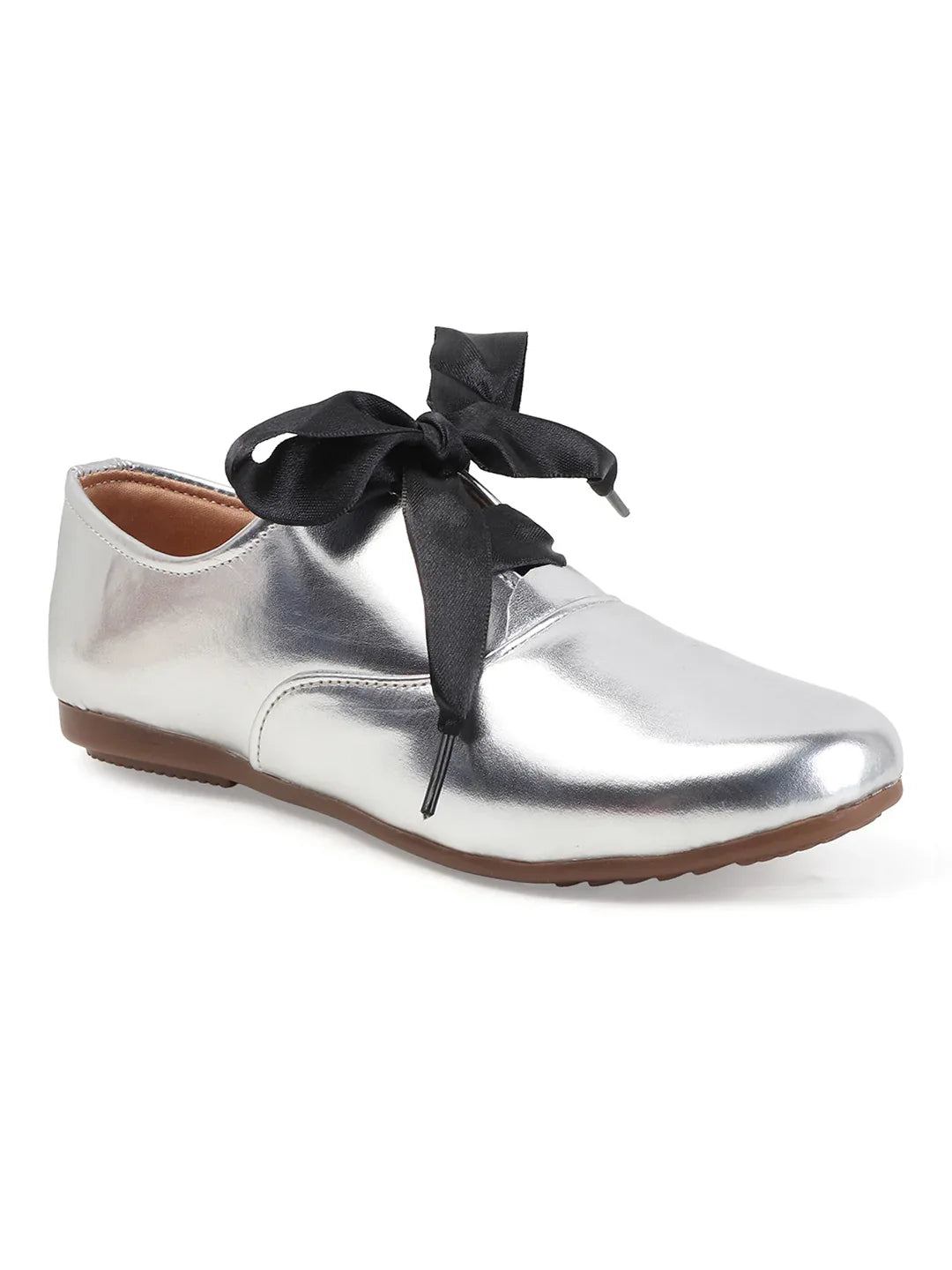 Metallic Charm Lace-Up Shoes