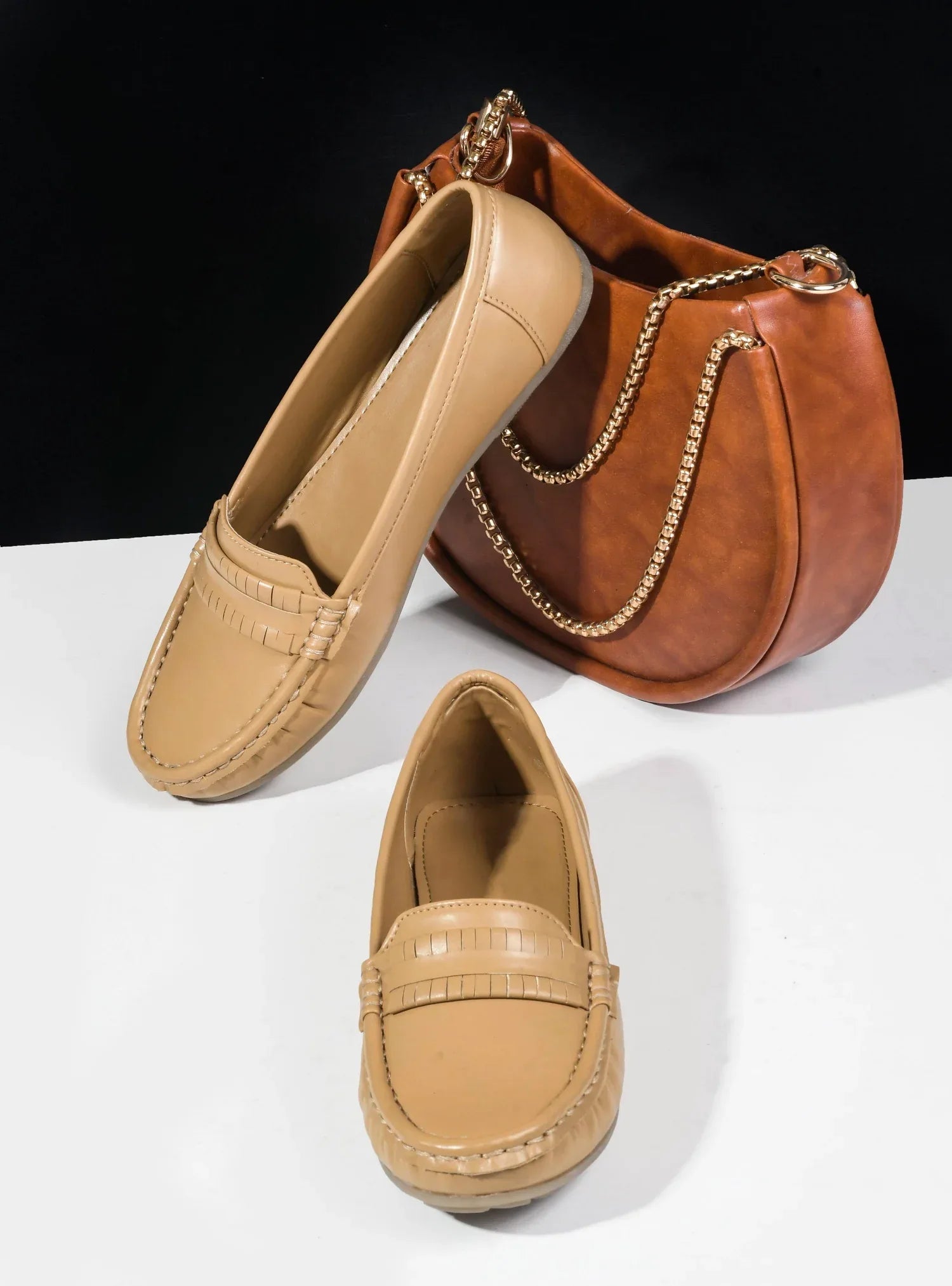 Comfort Curve Daily Flats