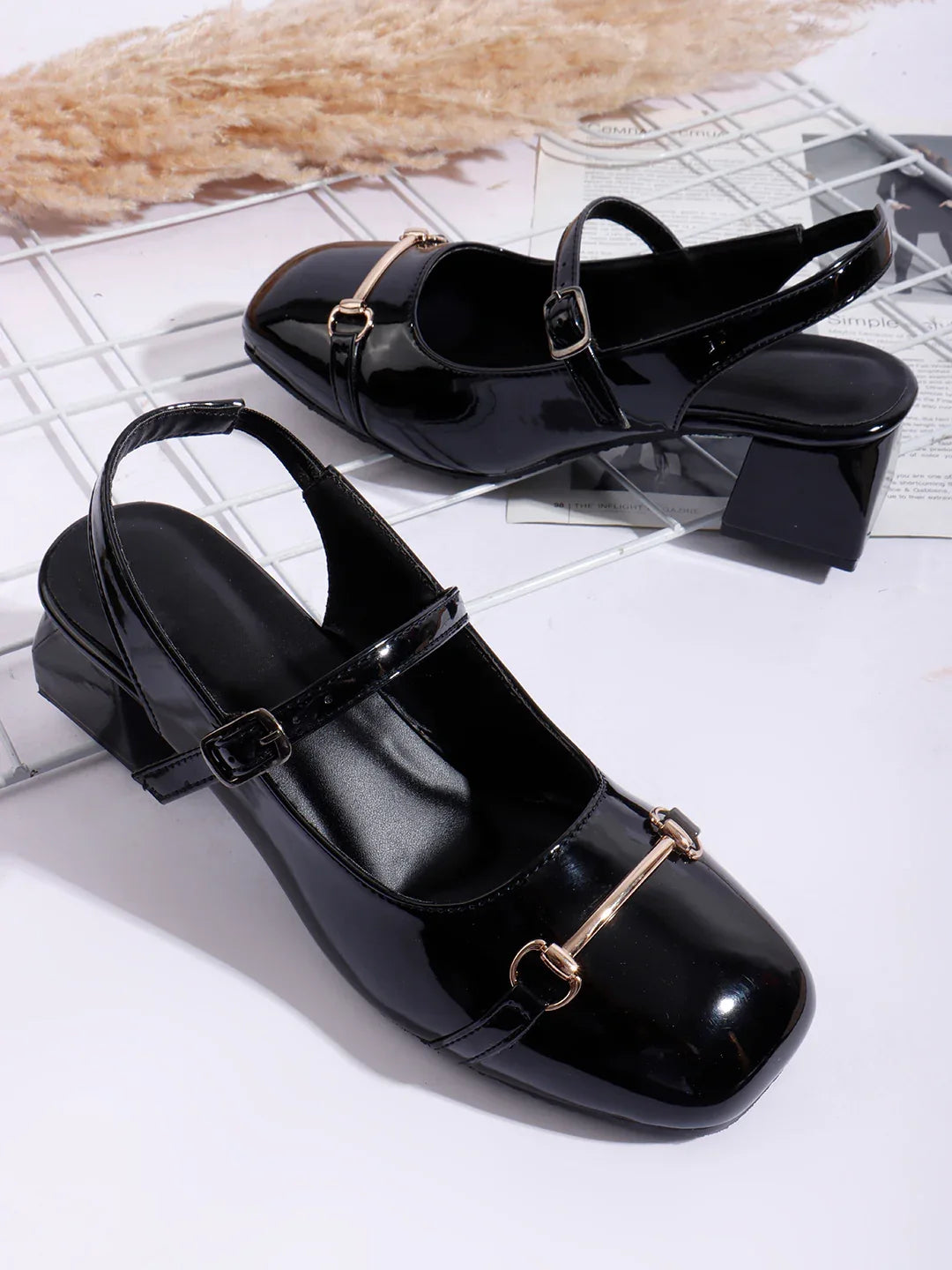 Minimal Dual Strap Mid Heel Shoes