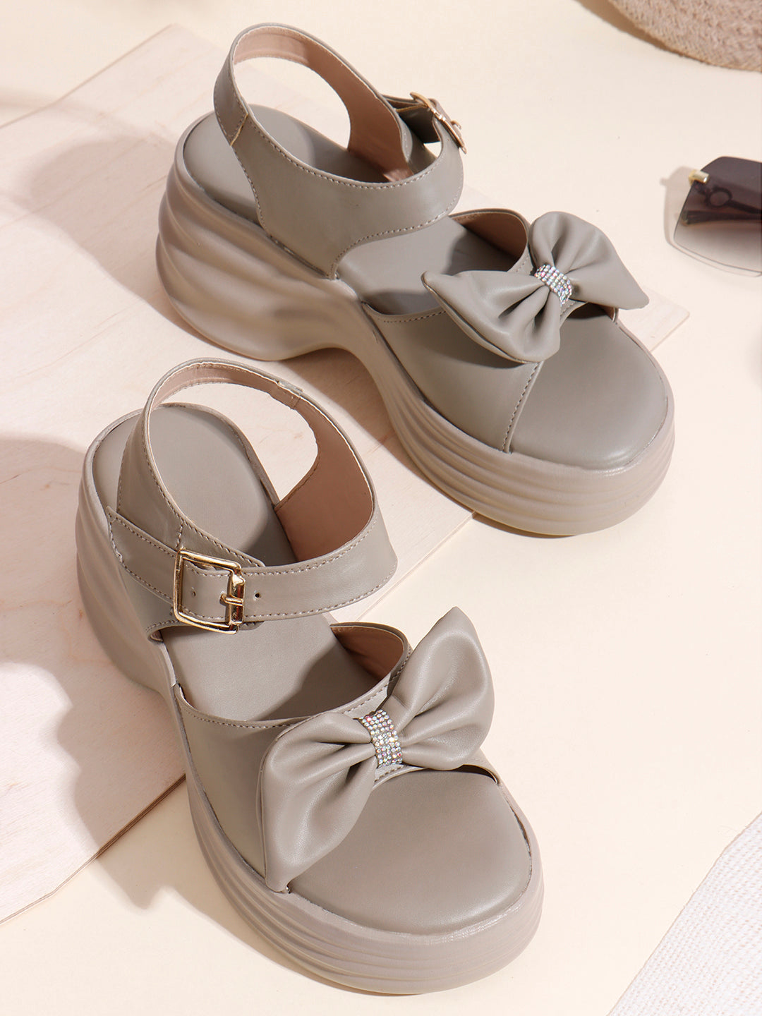 Trendy Bow Strap Platform Sandals