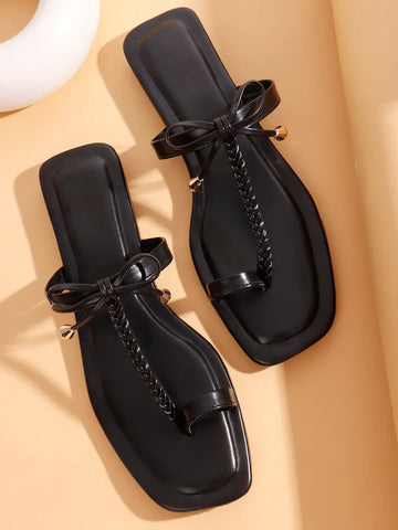 Minimal Bow Toe-Ring Flats