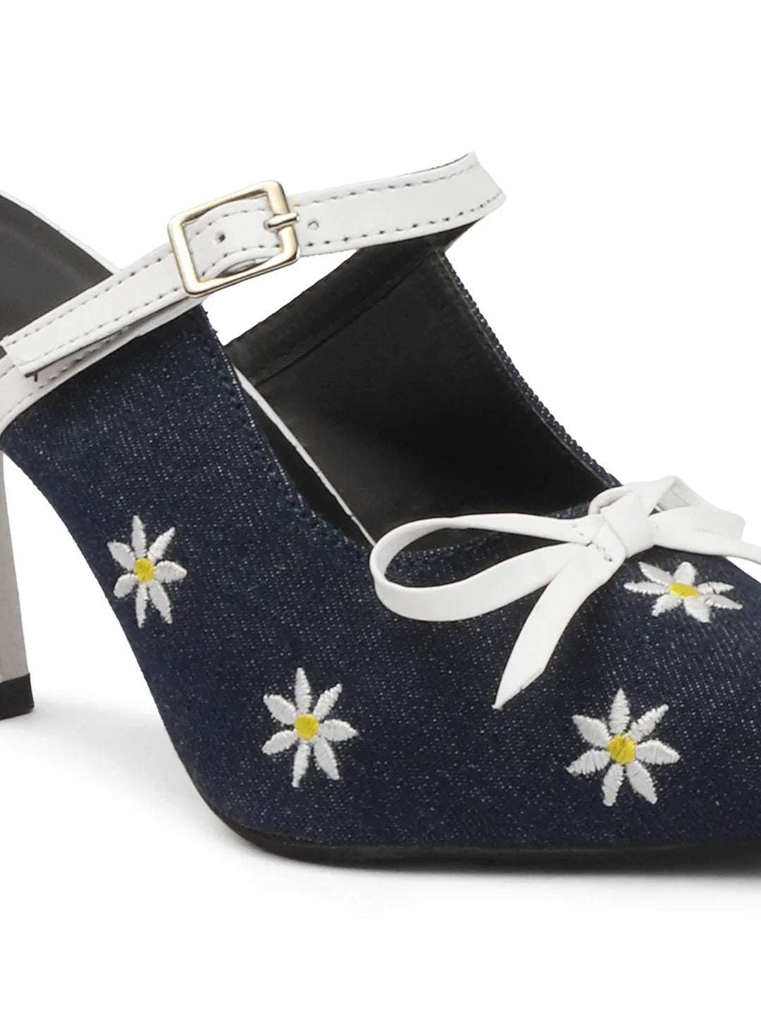 Fashion Heels with Buckle Strap and Pointed Toe Design