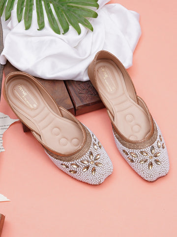 Floral Spark pearls & stone Embellished Ethnic Juttis