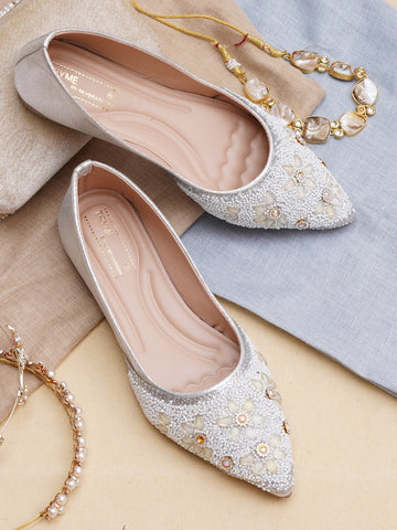 Blossom pearls & stone Embellished Pointed Desi Juttis