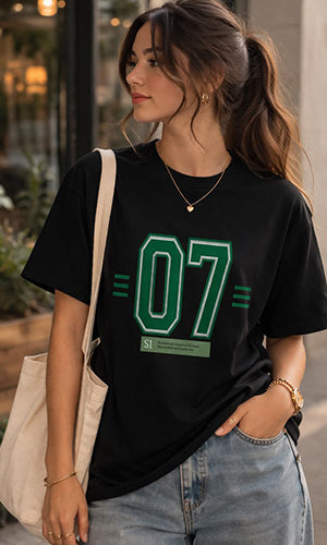Varsity 07 Graphic Oversized T-Shirt