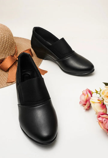 Minimal Office Wear Wedge Heel Pumps