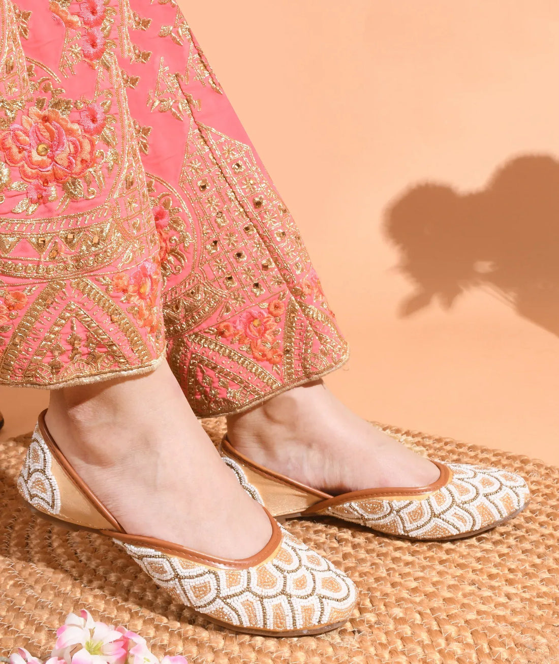 Embroidered Festive Comfort Wedge Juttis