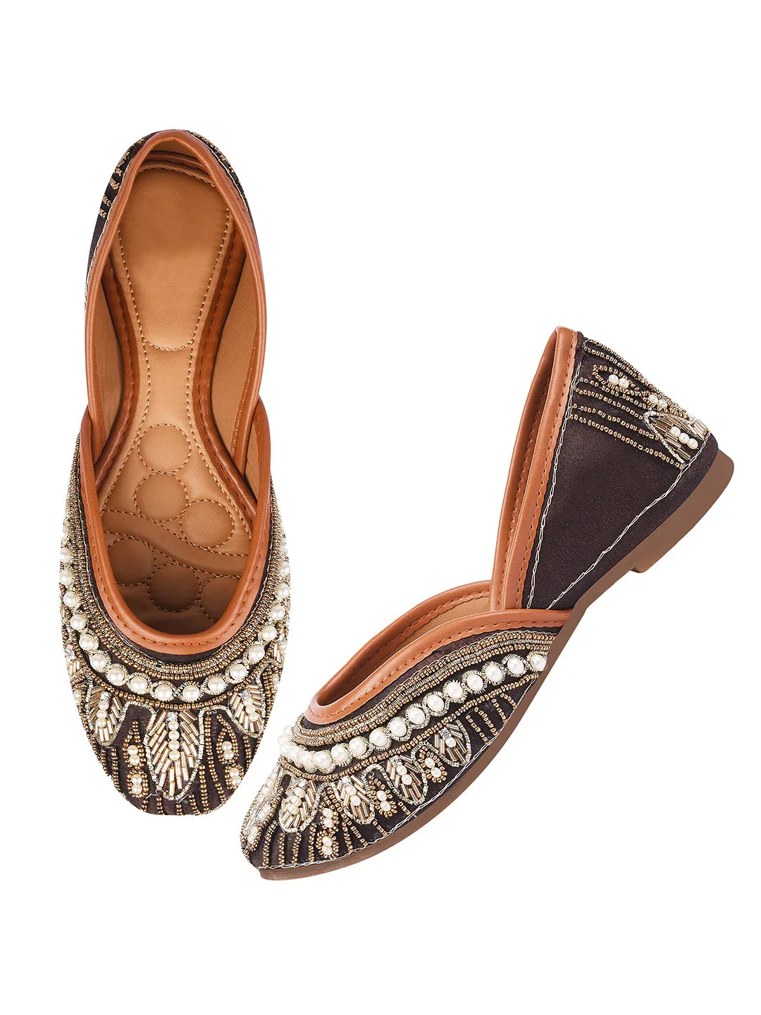 Handcrafted Beaded Wedge Juttis