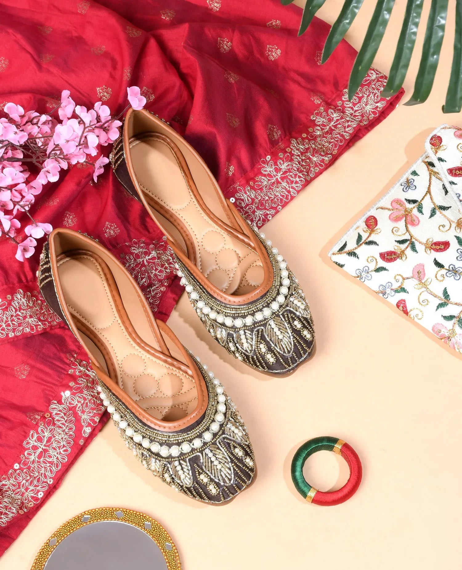 Handcrafted Beaded Wedge Juttis