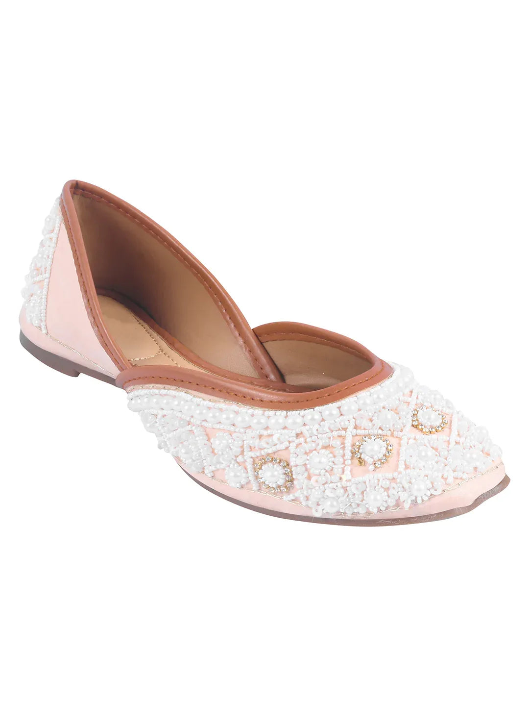 Traditional Pearl Detail Wedding Juttis