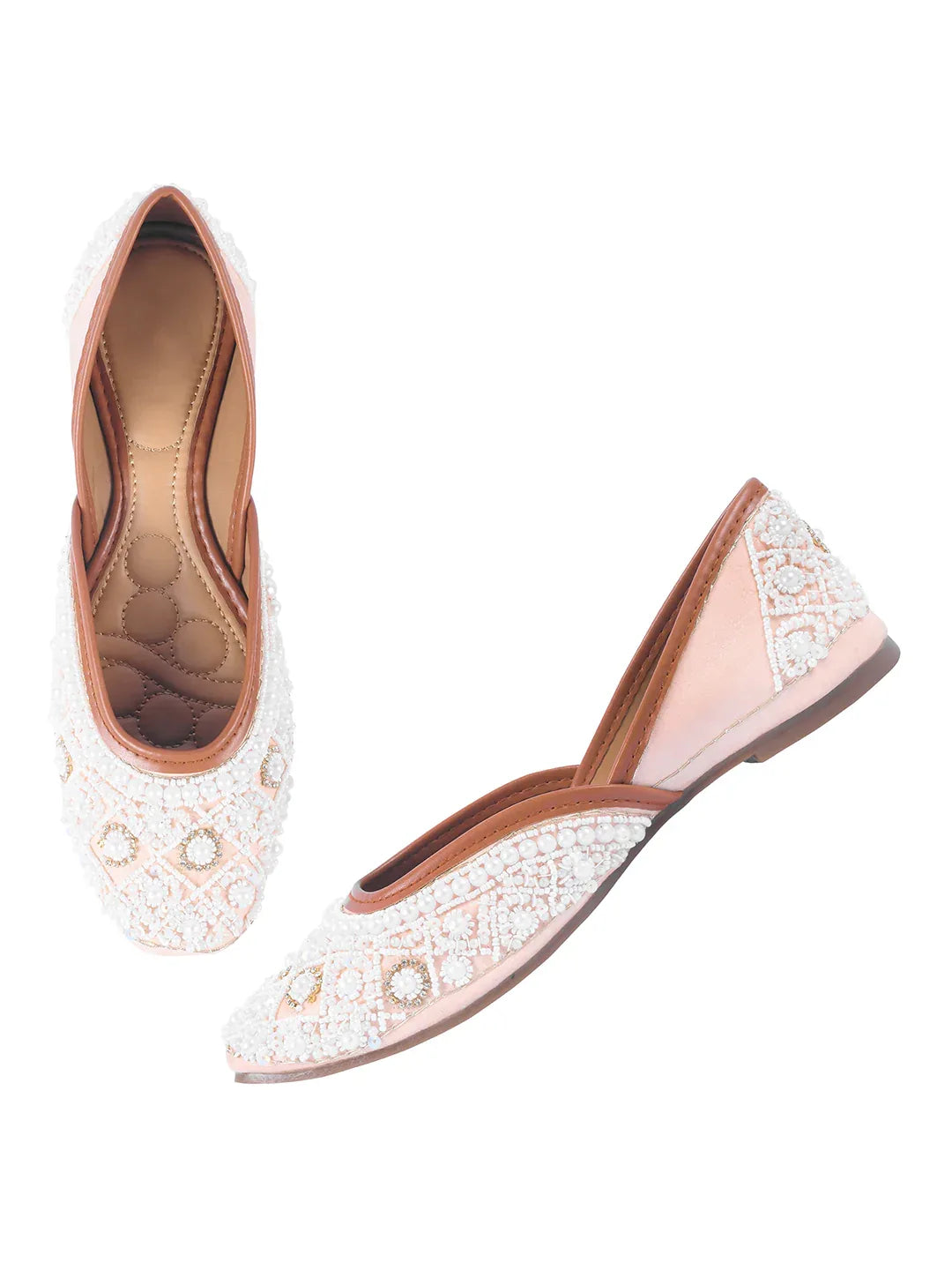 Traditional Pearl Detail Wedding Juttis