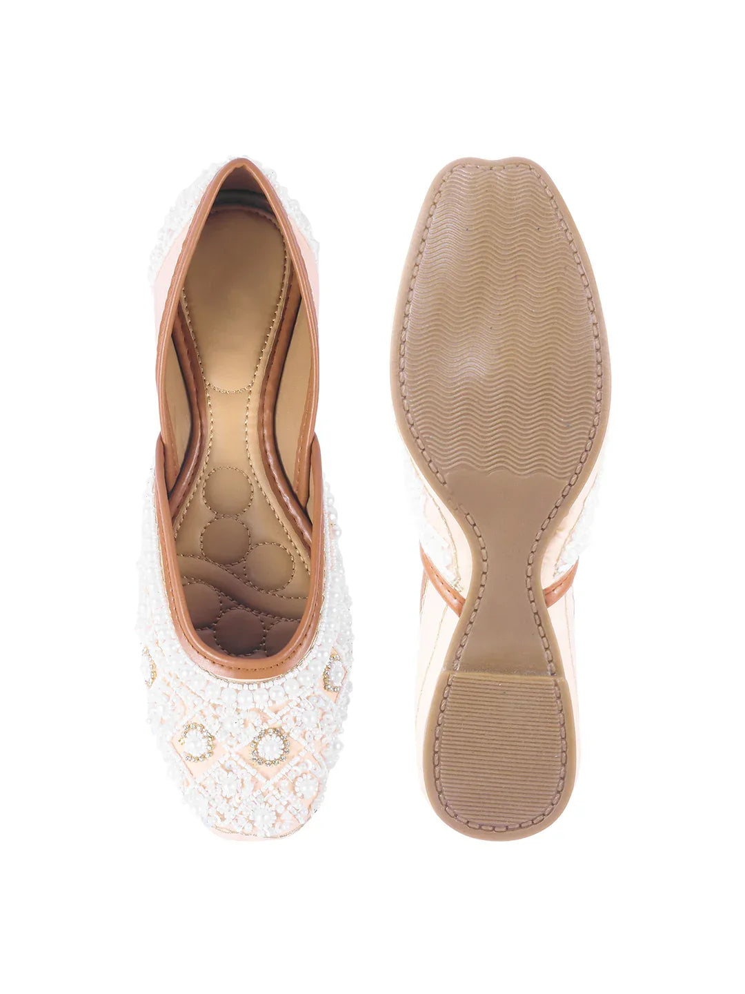Traditional Pearl Detail Wedding Juttis