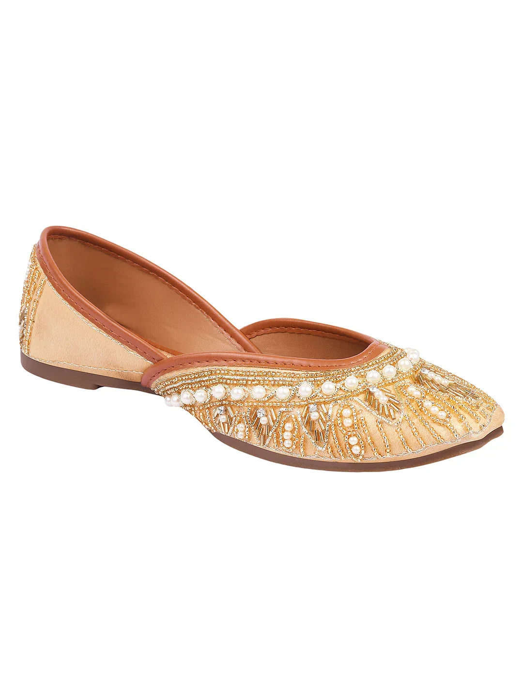 Handcrafted Beaded Wedge Juttis