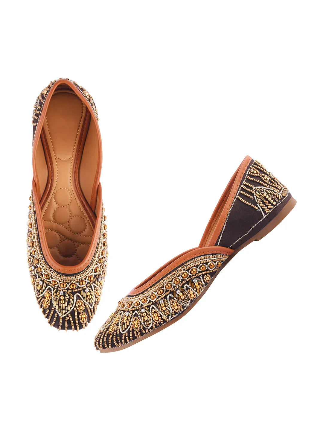 Handcrafted Gold Wedding Wear Juttis
