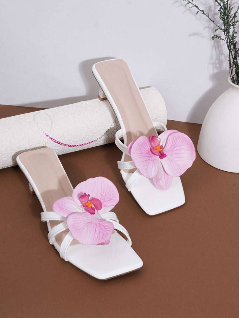 Elegant Floral Strap Sandals