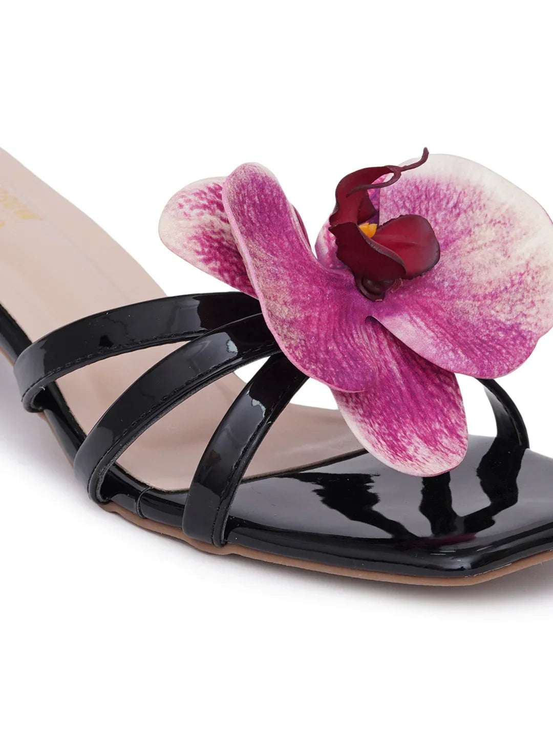 Elegant Floral Strap Sandals