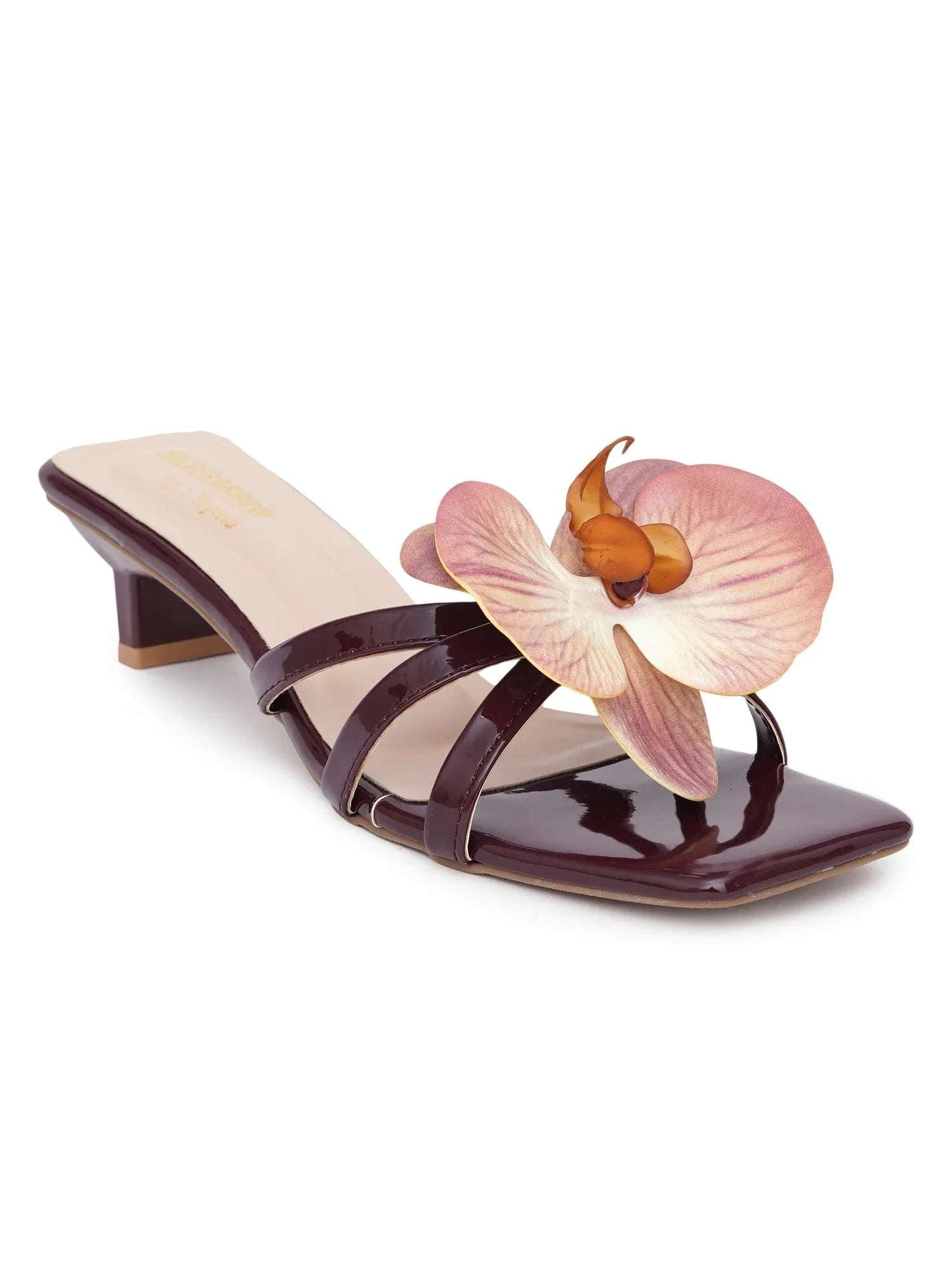 Elegant Floral Strap Sandals