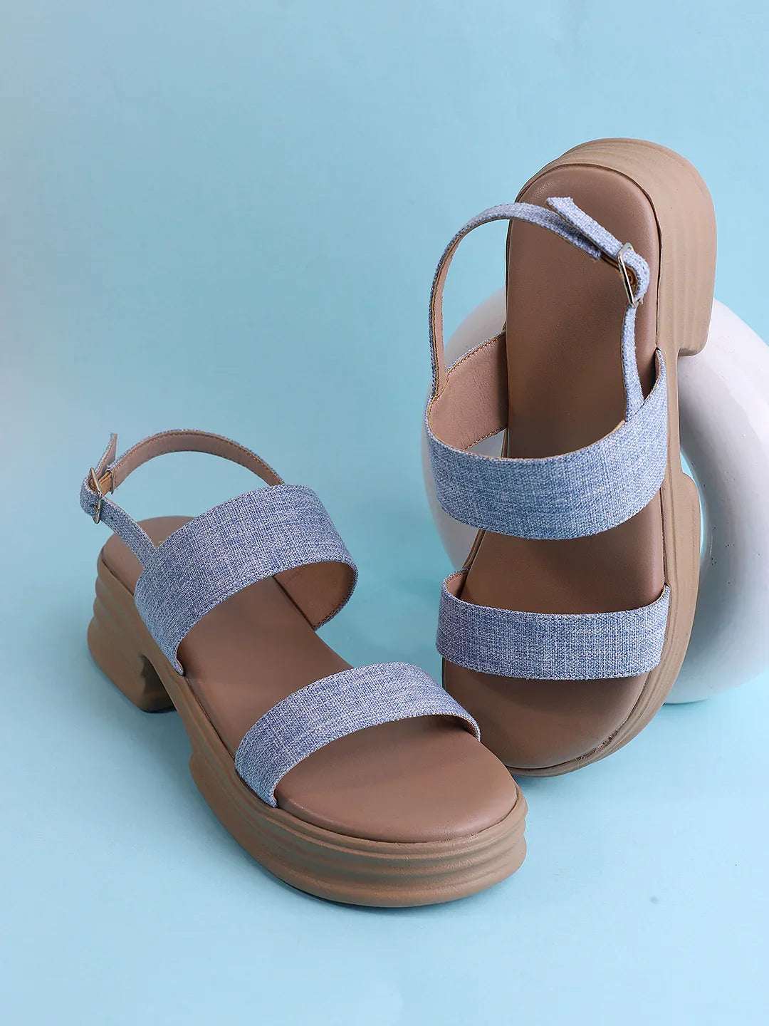 Casual Platform Sandals Adjustable Back Strap Design