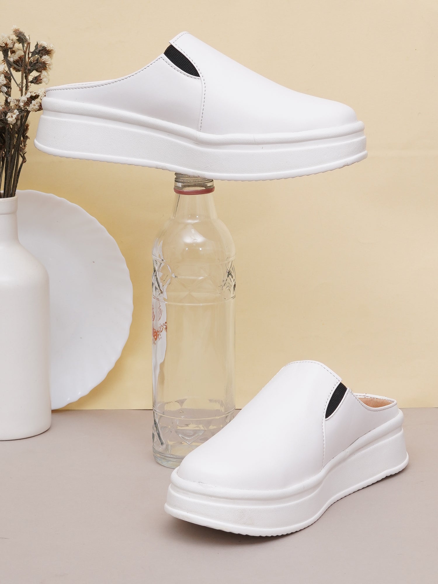 Easy Glow Slip-Ons Platform Slip-On Sneakers