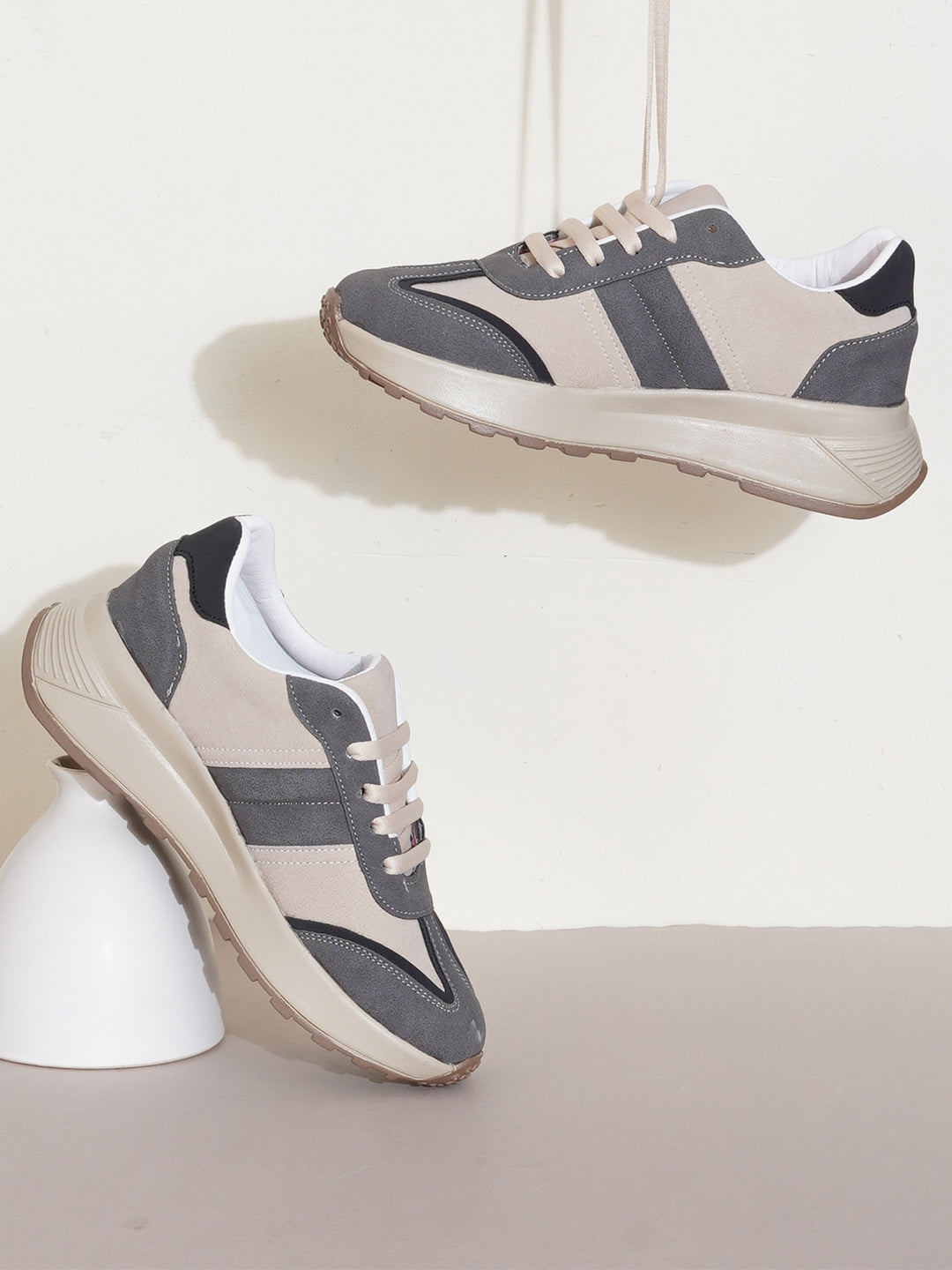 Trivexa Breathable Dual-Tone Chunky Sneakers