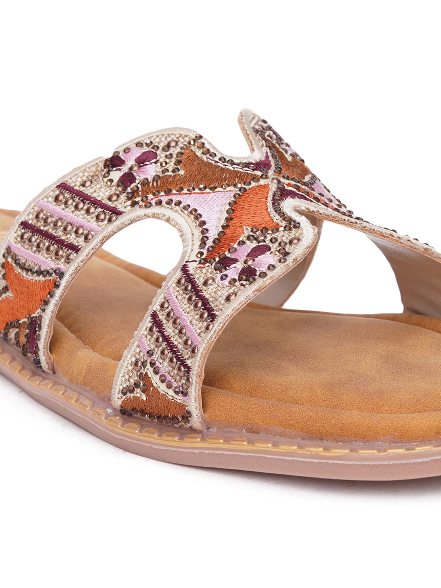 Folk Bloom thread Embroidered Flats