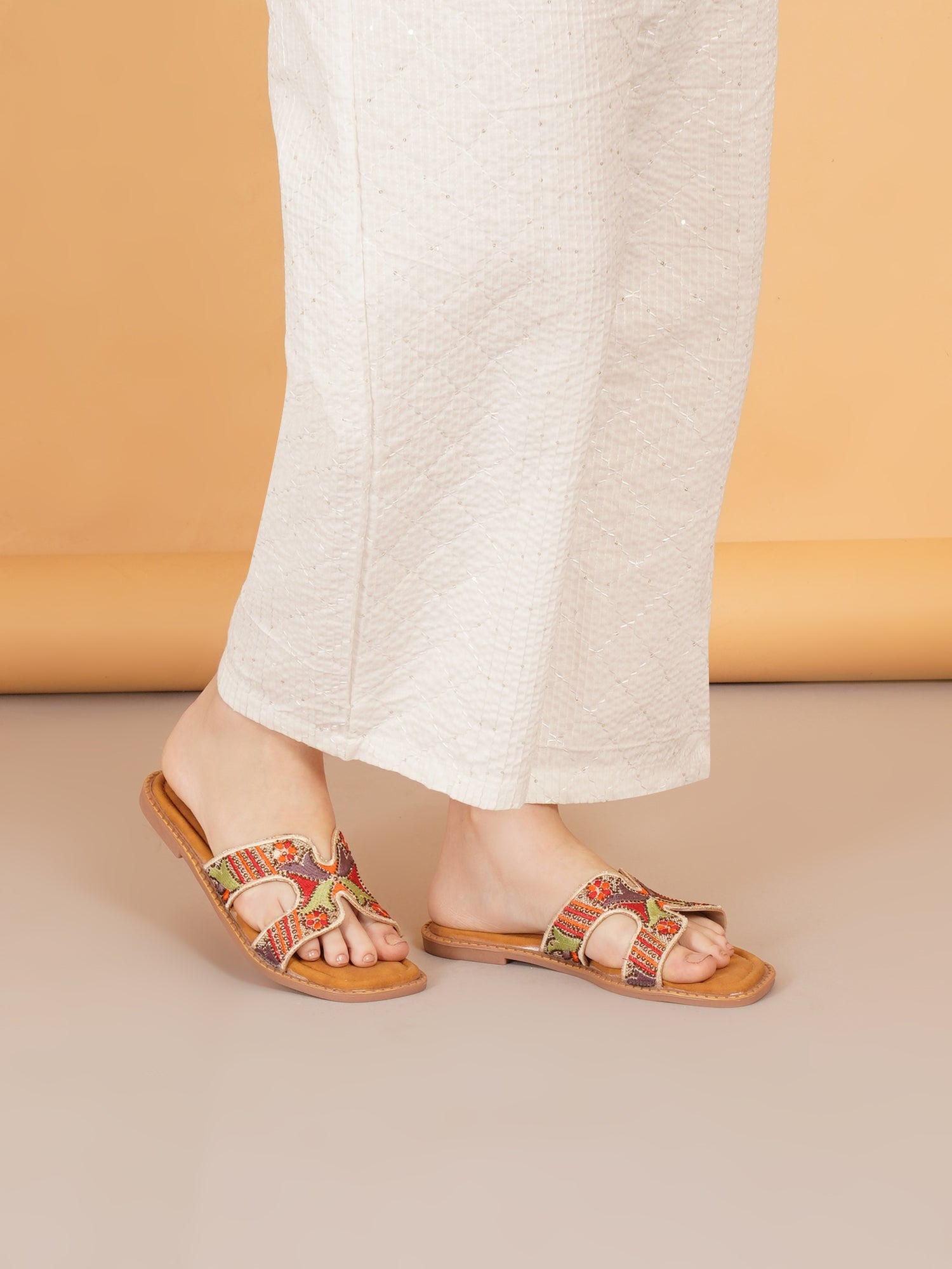 Folk Bloom thread Embroidered Flats