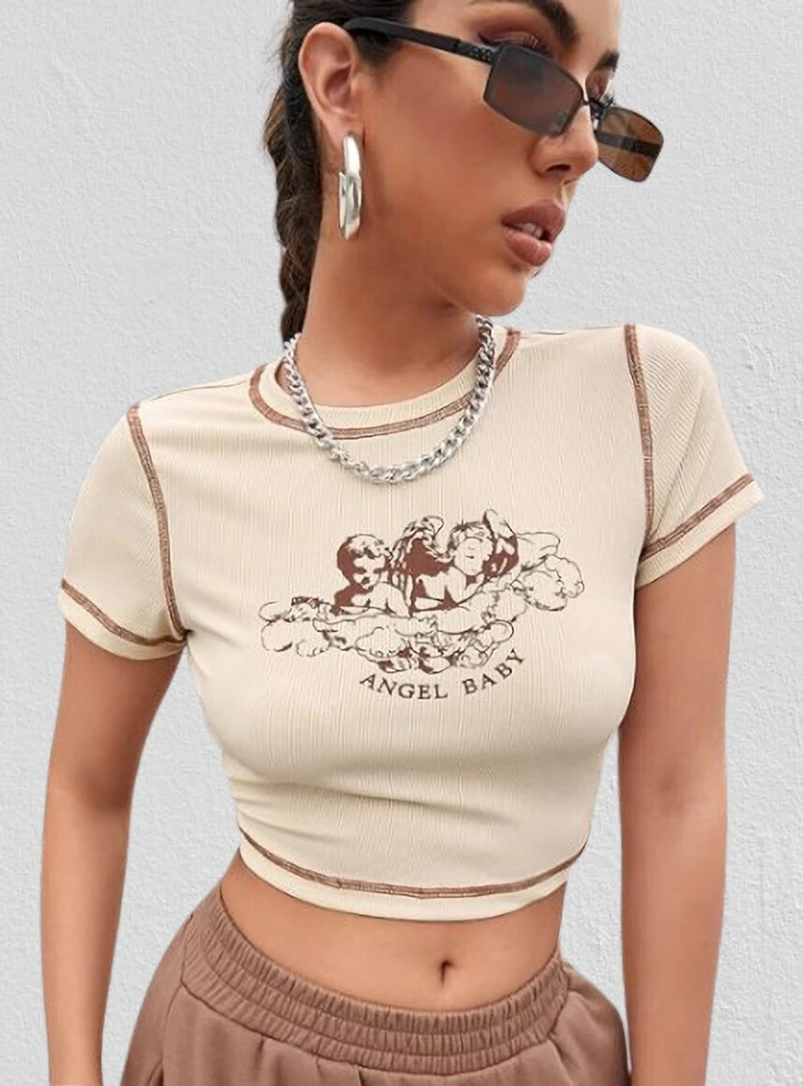 Fitted Angel Baby Graphic Printed Contrast Stitch Crop Top-Cream