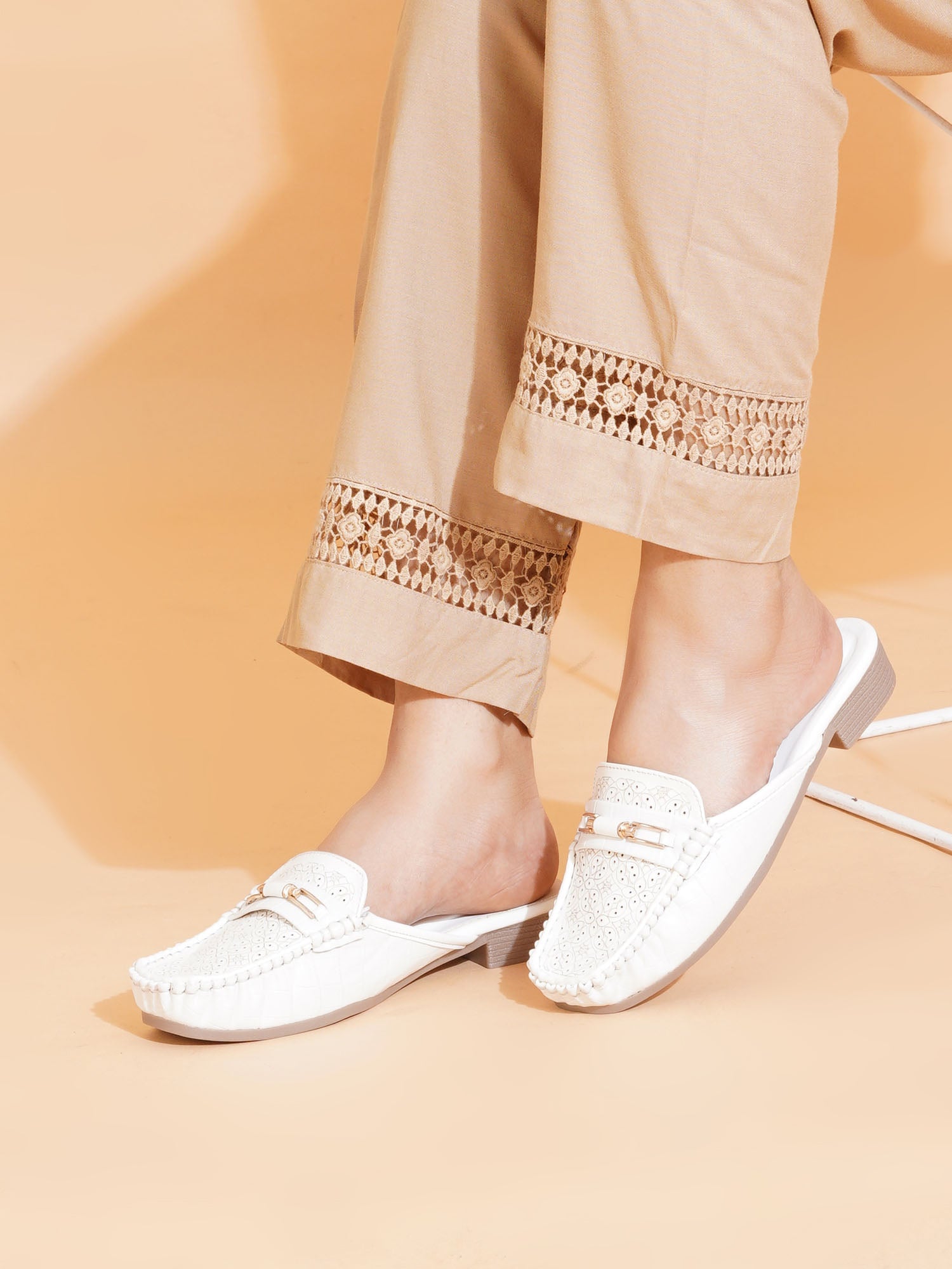 Comfort Cushioned Laser Slip-On Cut Loafer Mule Flats-White