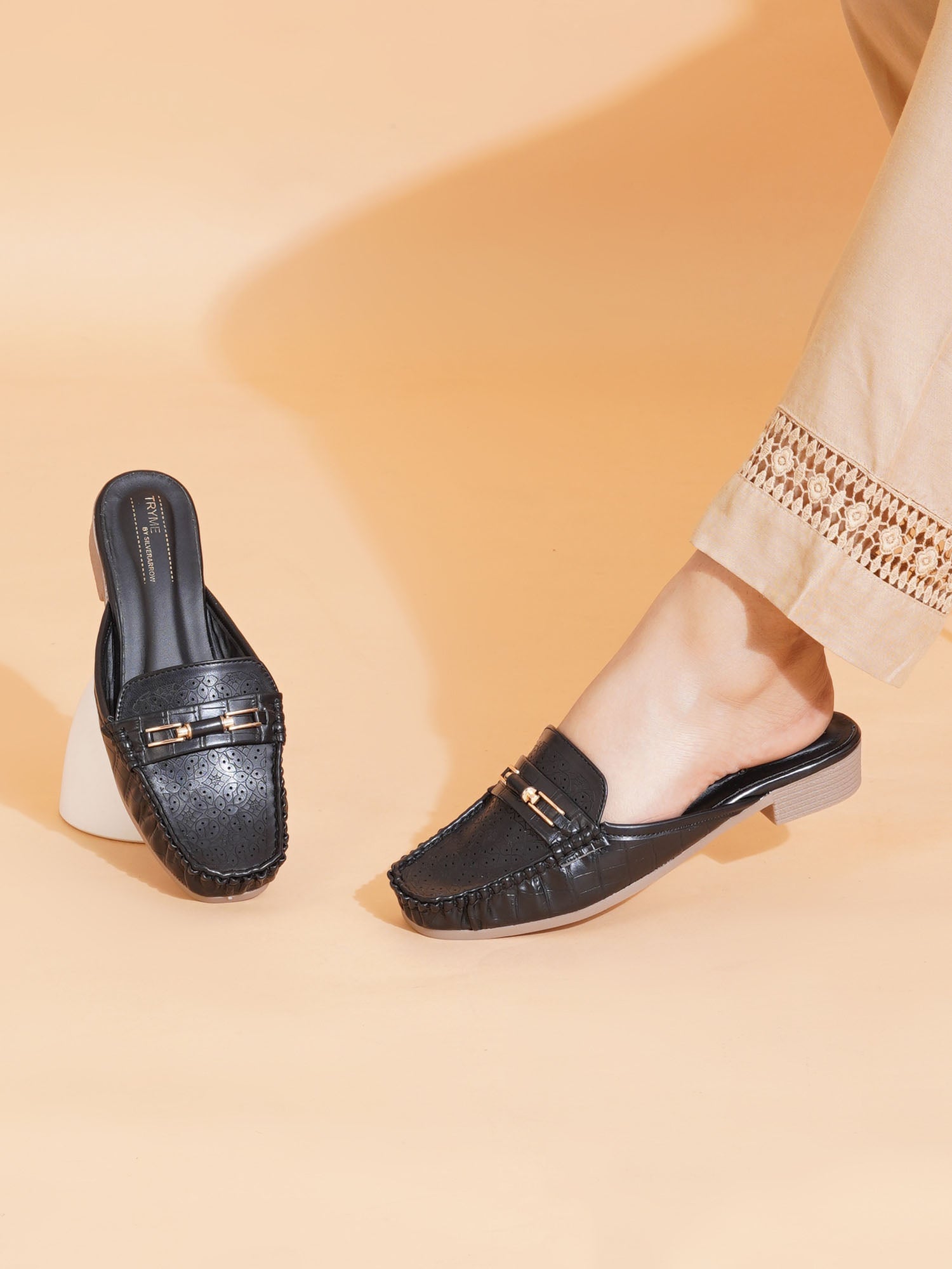 Comfort Cushioned Laser Slip-On Cut Loafer Mule Flats-Black