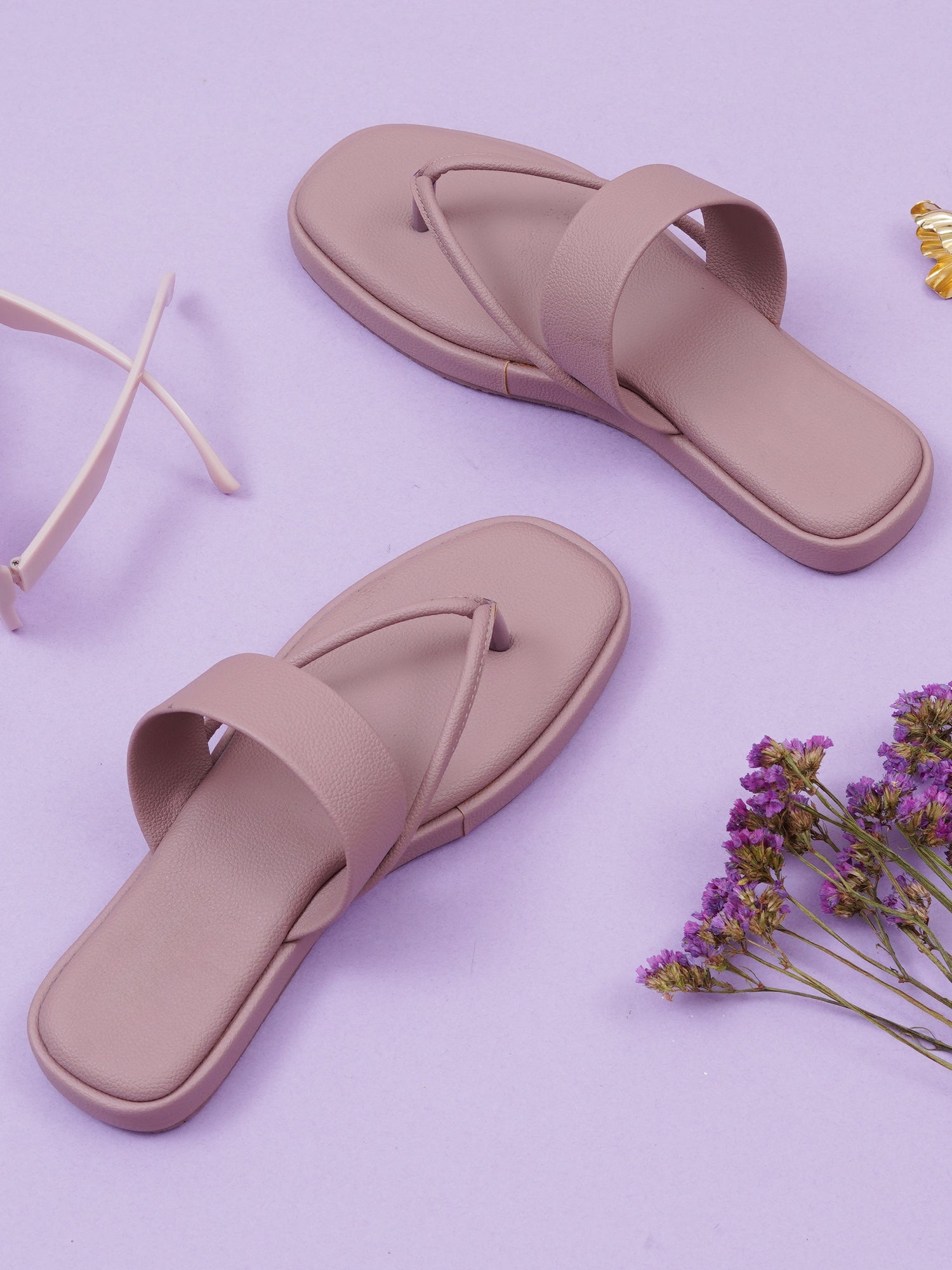 Women’s Minimal Toe Ring Flat Slippers