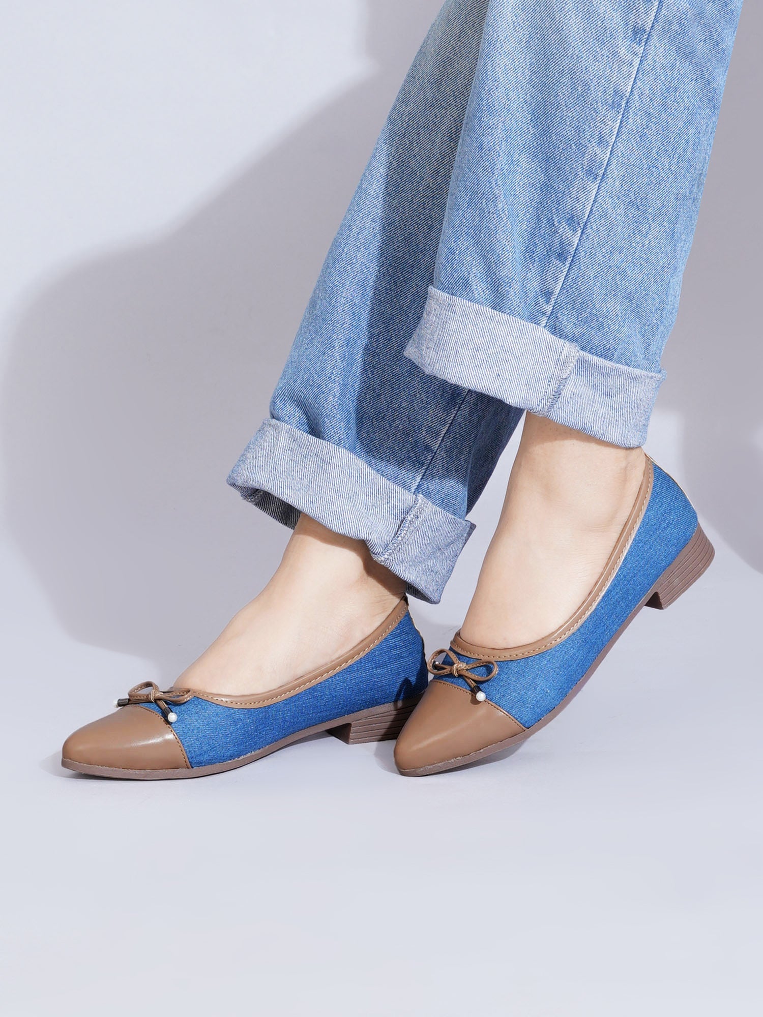 Denim Pointed Toes Bow Ballet Bellies Flat