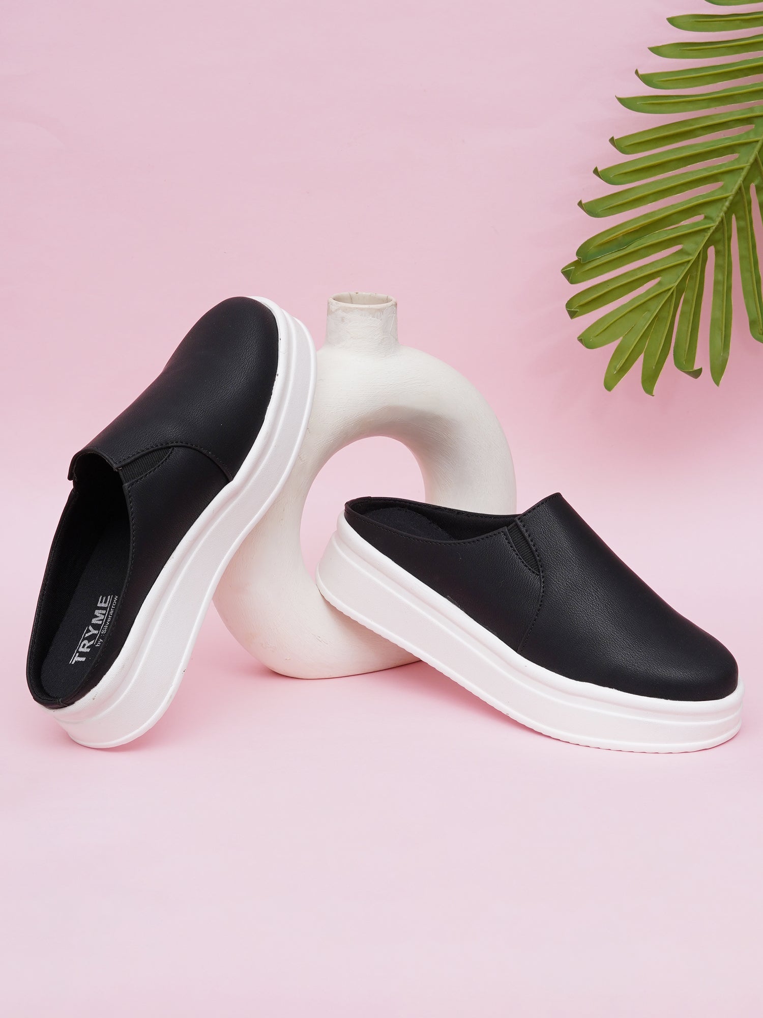 Easy Glow Slip-Ons Platform Slip-On Sneakers