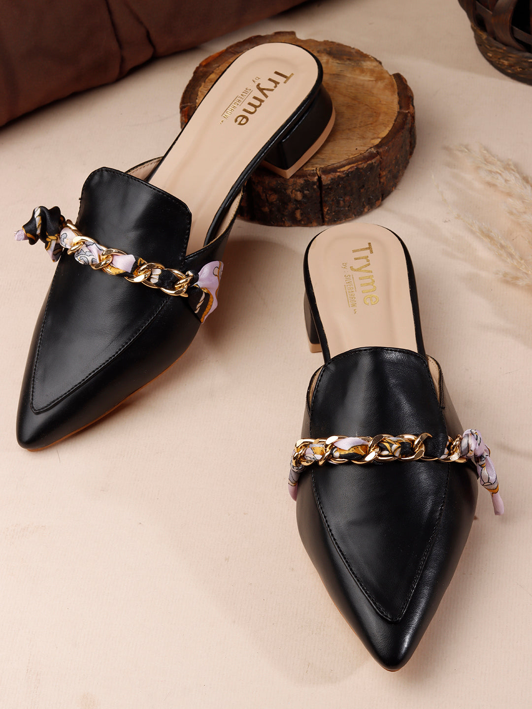 Golden Chain With Fabric Embellshed Solid Mules