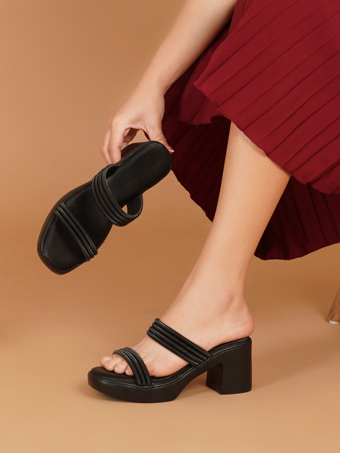 Trendy Padded Double-Strap Block Heel Sandals