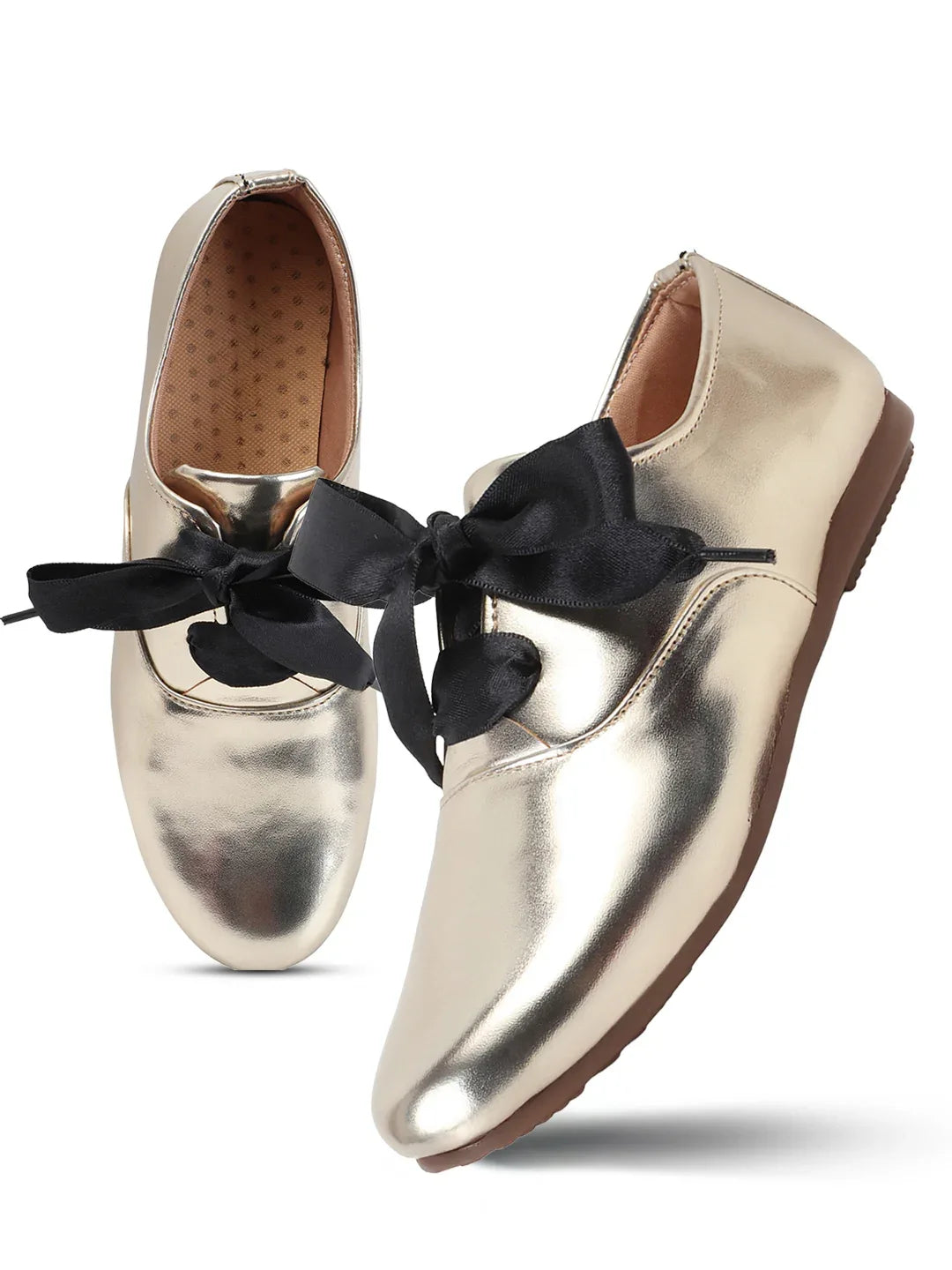 Metallic Charm Lace-Up Shoes